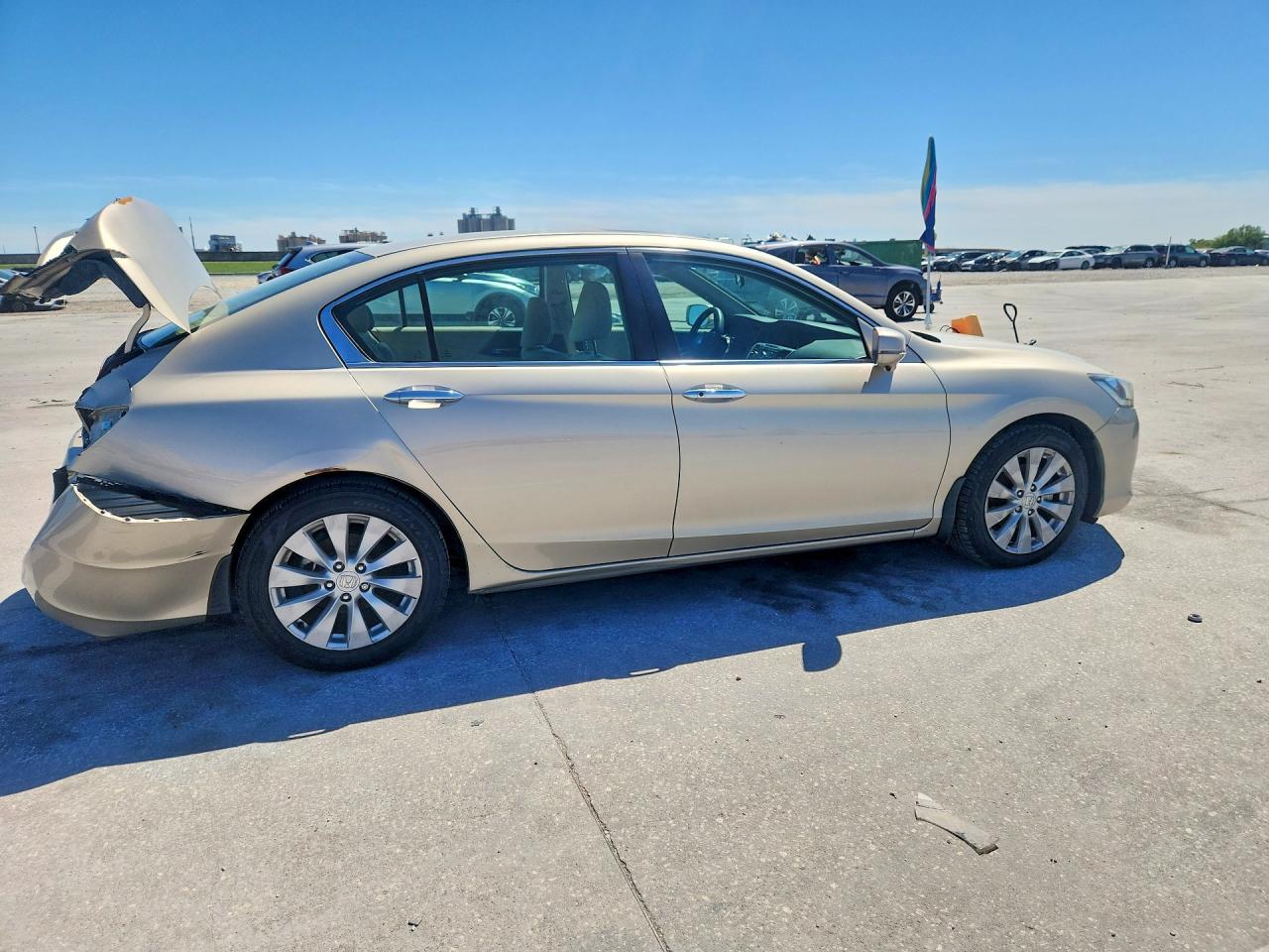 2013 HONDA ACCORD EX photo 5