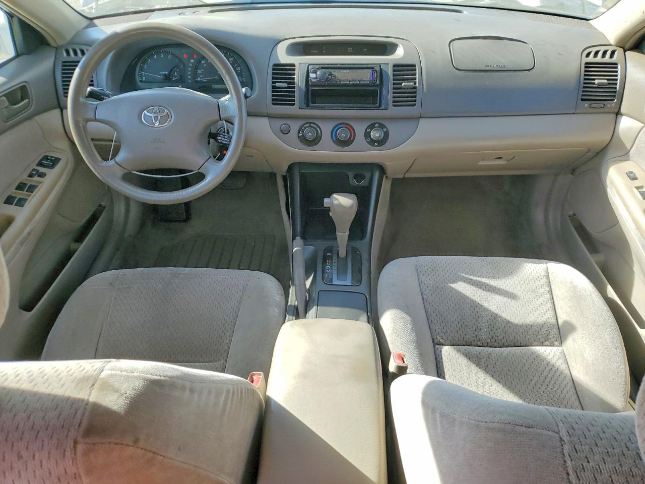 2003 TOYOTA CAMRY LE photo 8
