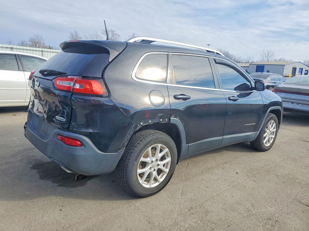 2018 JEEP CHEROKEE photo 5