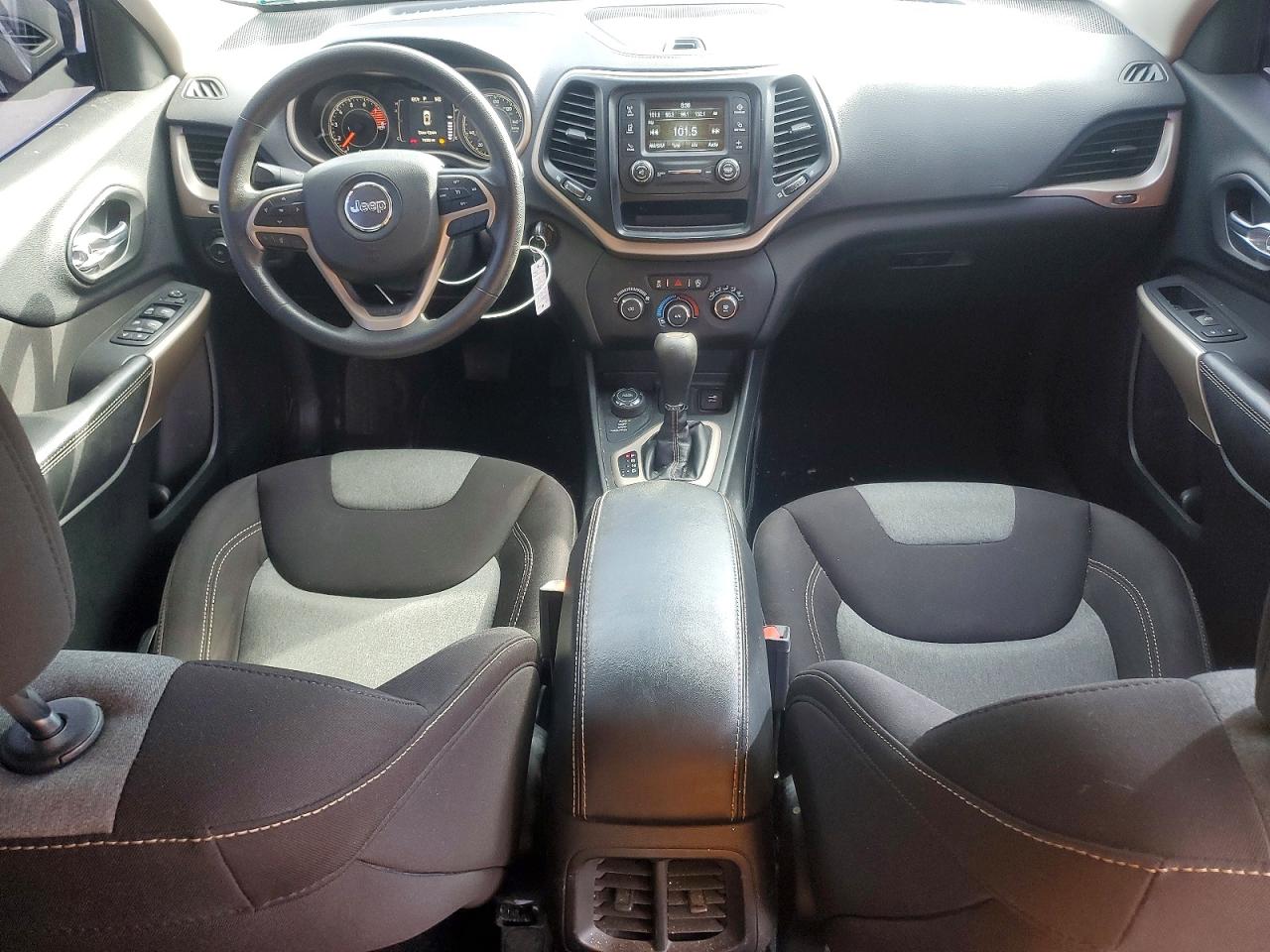 2018 JEEP CHEROKEE photo 15