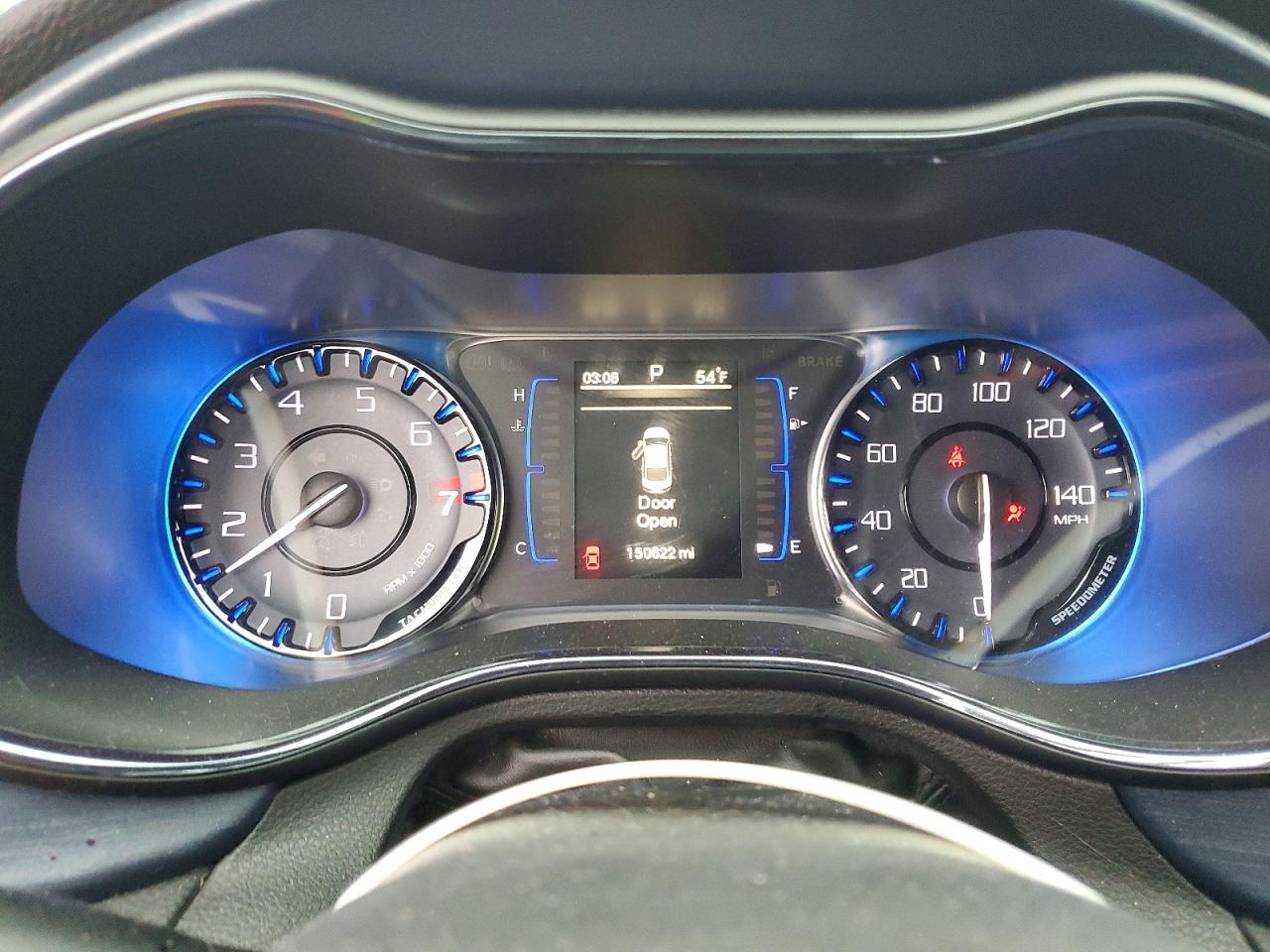 2015 CHRYSLER 200 S photo 17