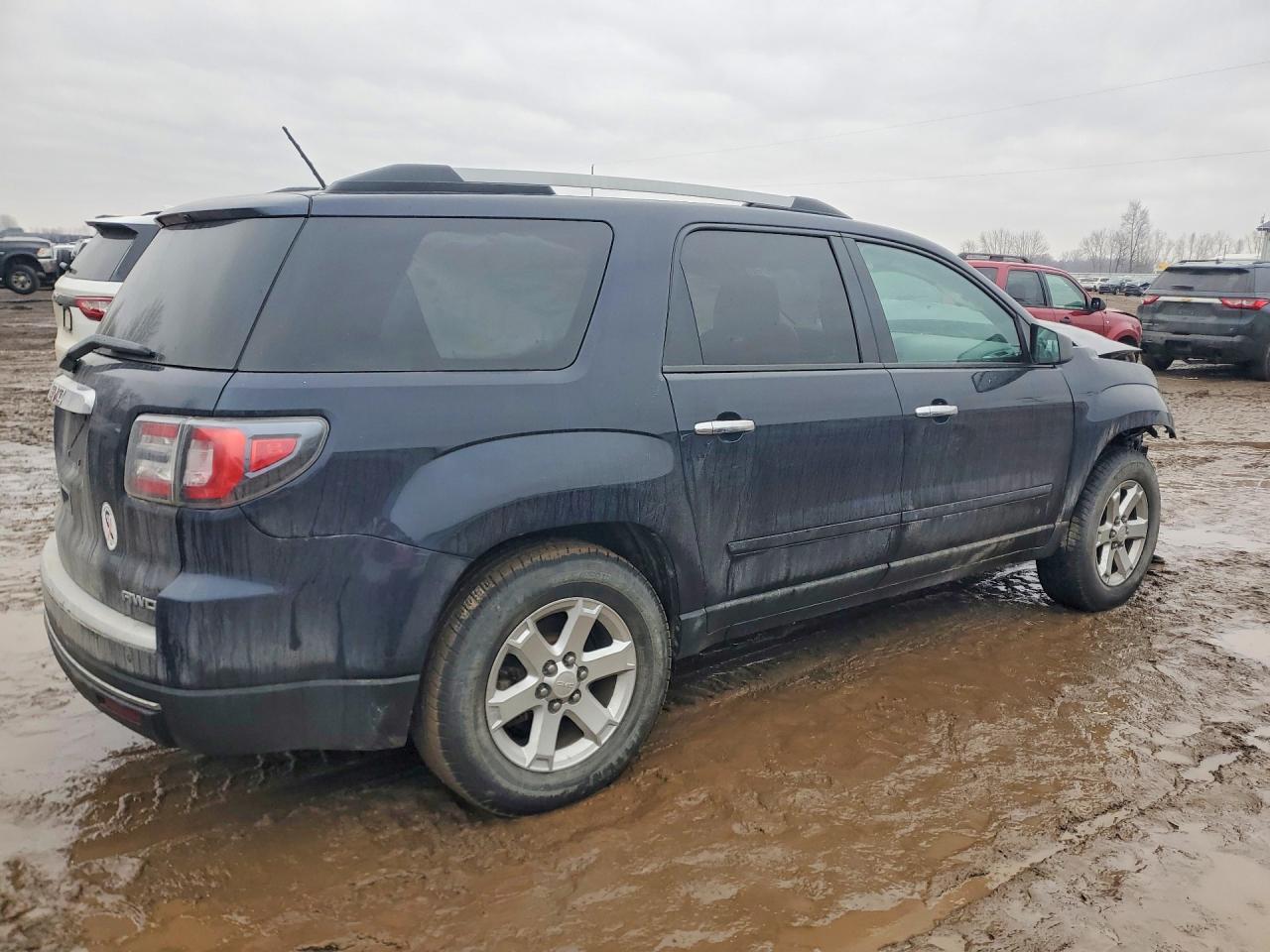 2015 GMC ACADIA SLE photo 3