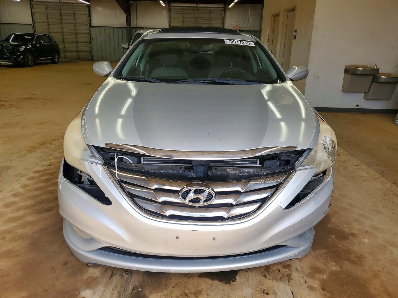 2011 HYUNDAI SONATA SE photo 5