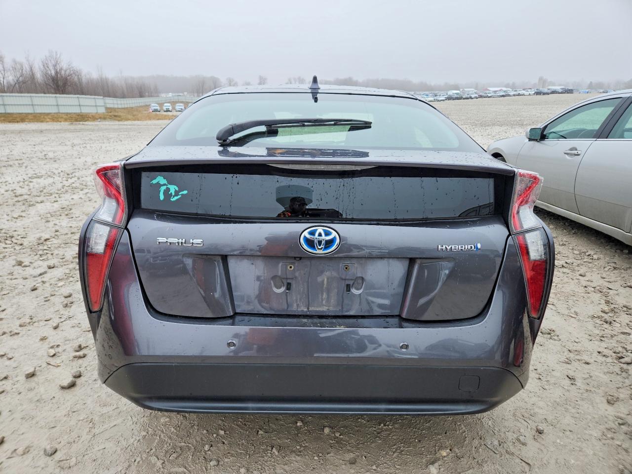 2018 TOYOTA PRIUS FOUR photo 6
