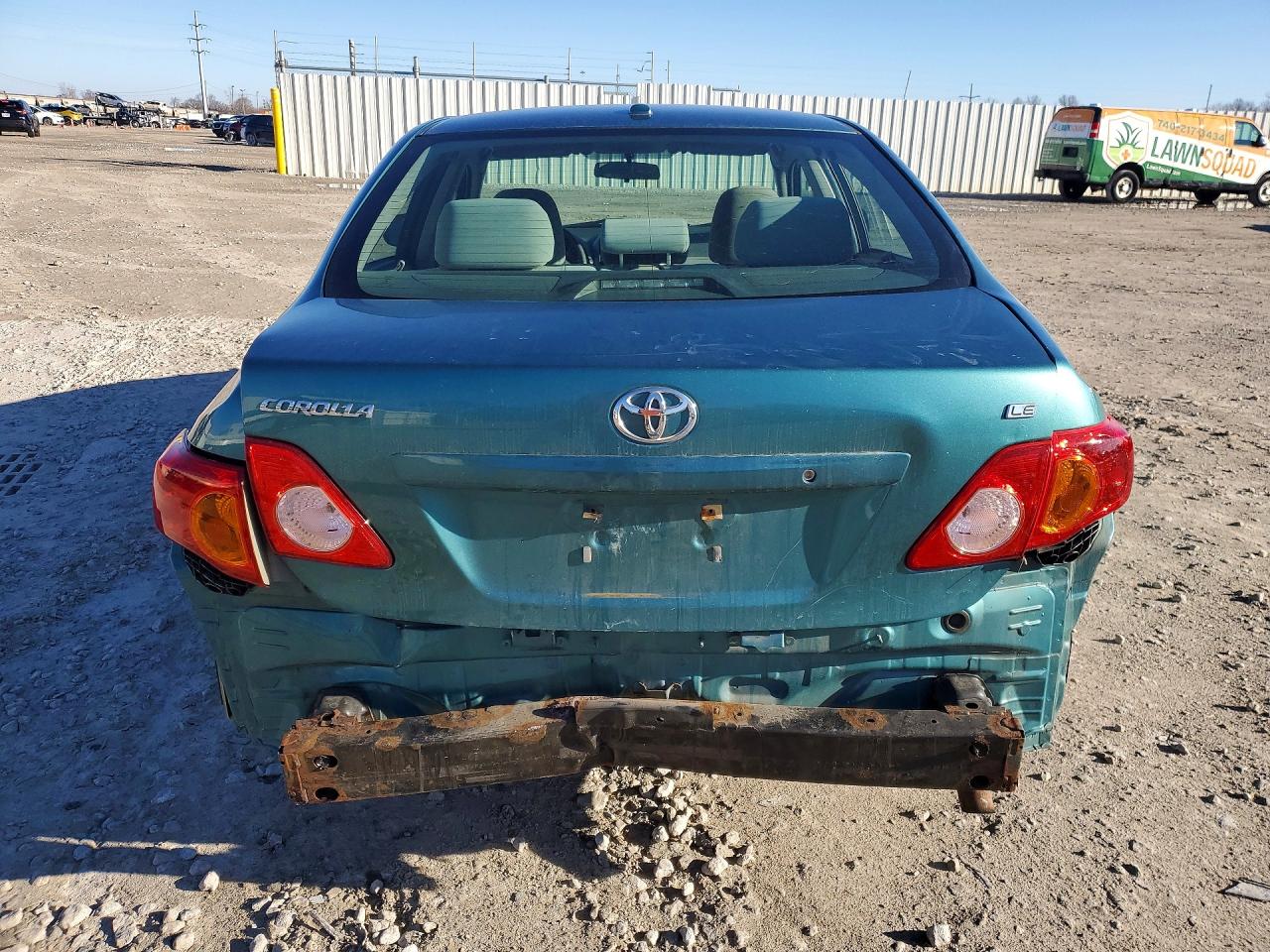 2010 TOYOTA COROLLA LE photo 11