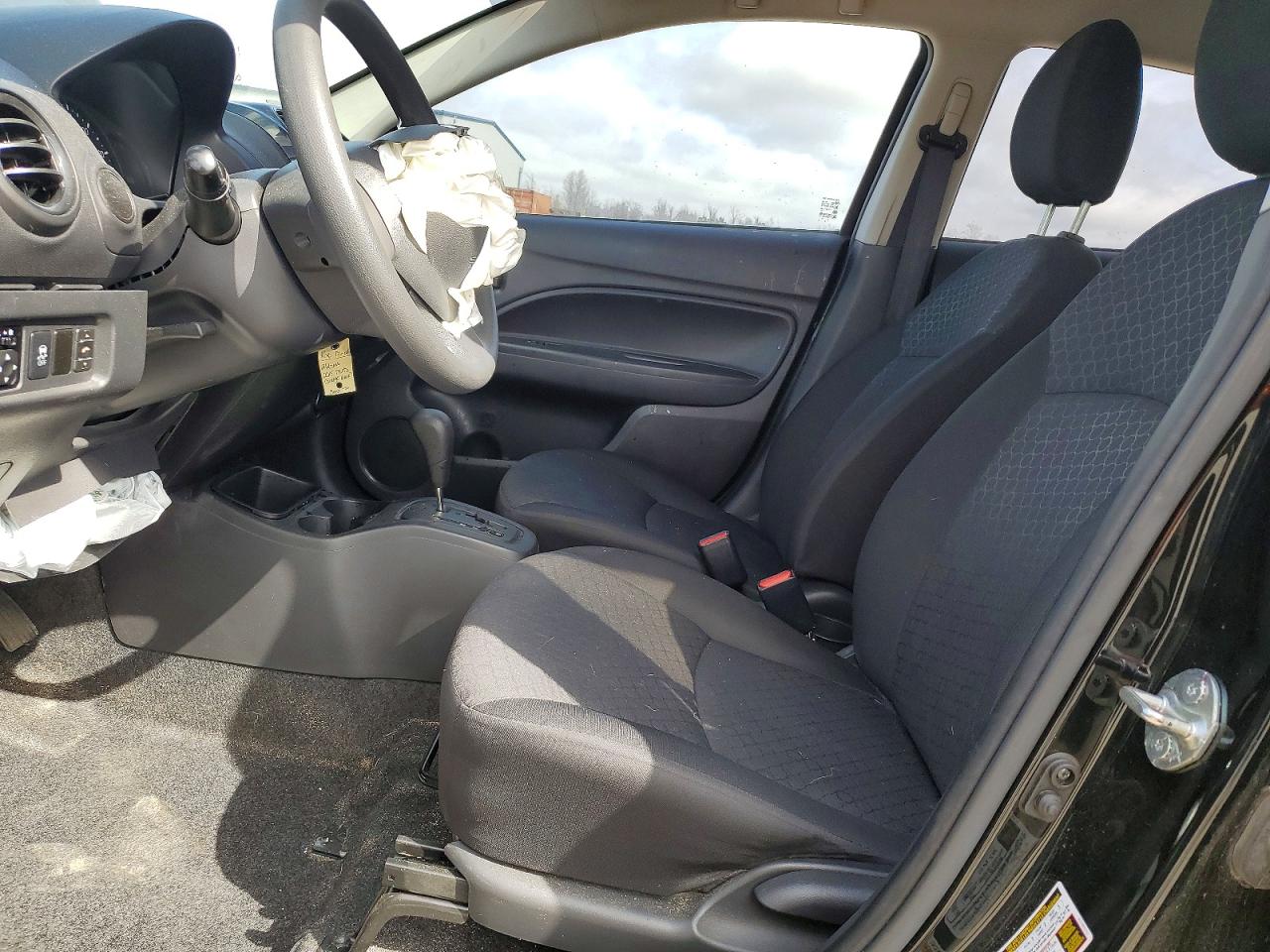 2015 MITSUBISHI MIRAGE DE photo 7