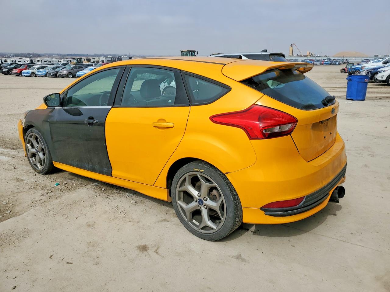 2015 FORD FOCUS ST photo 2