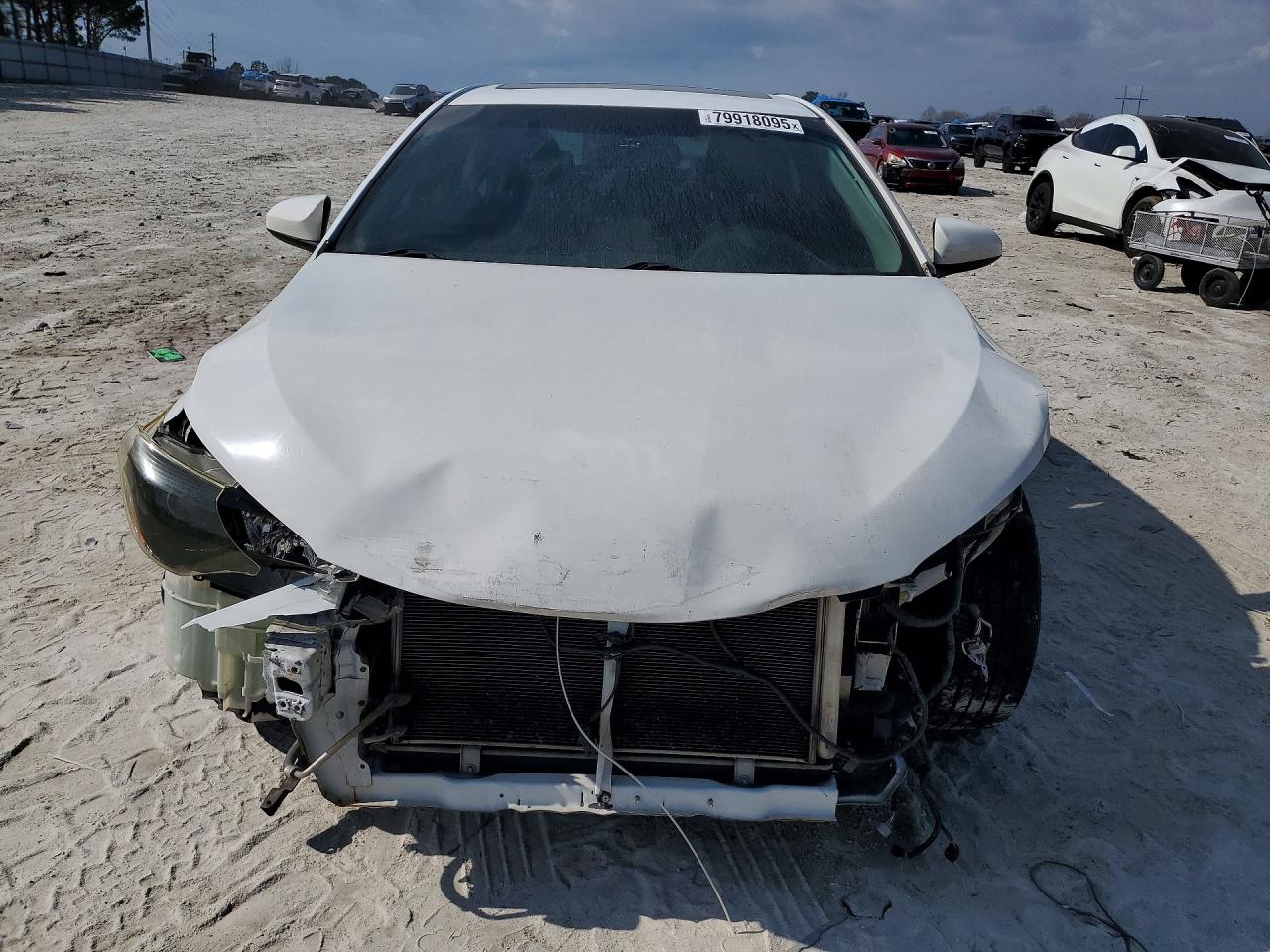 2017 TOYOTA CAMRY SE photo 13