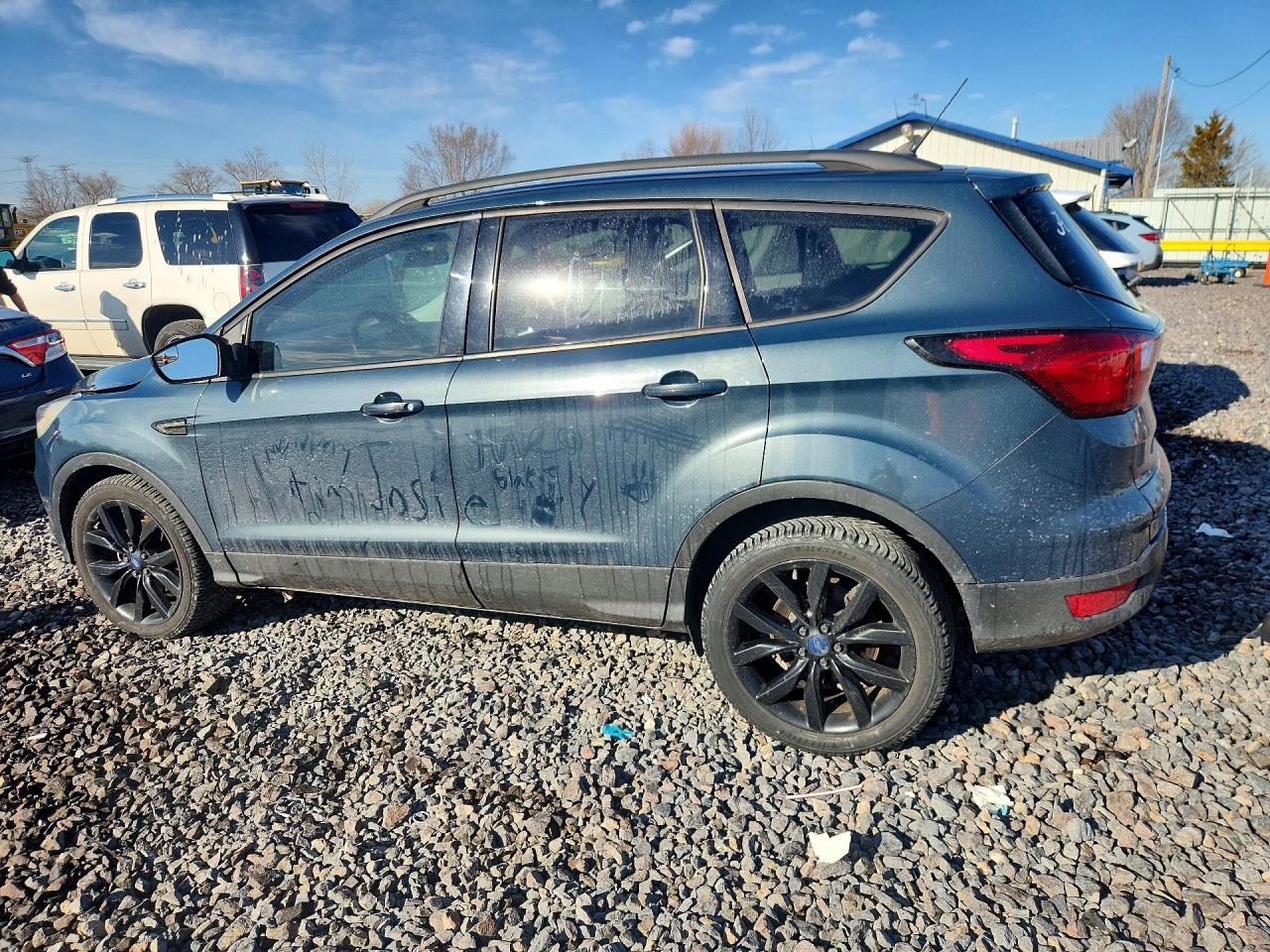 2019 FORD ESCAPE SE photo 3