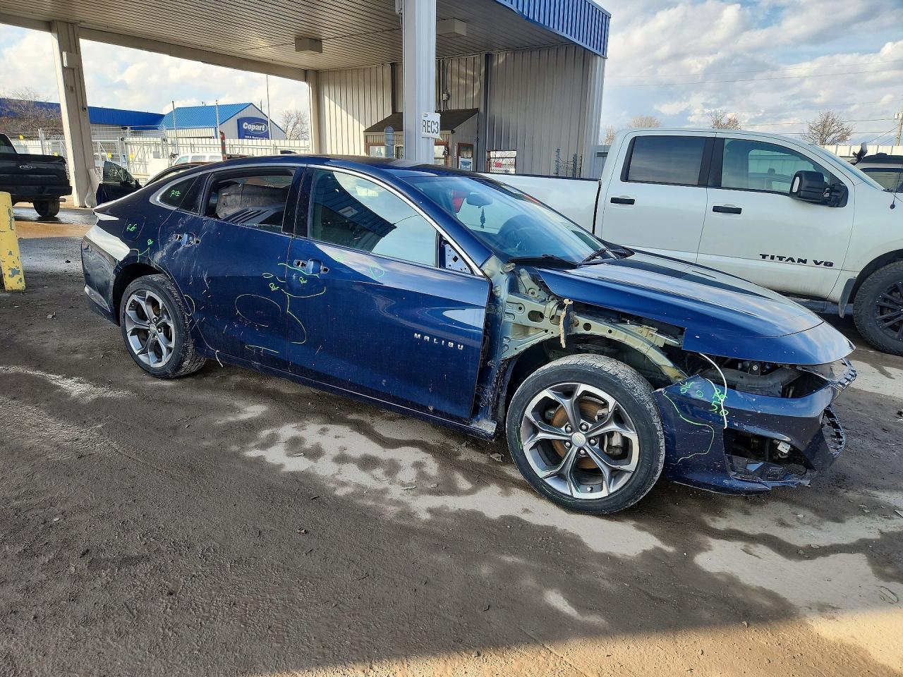 2020 CHEVROLET MALIBU LT photo 4