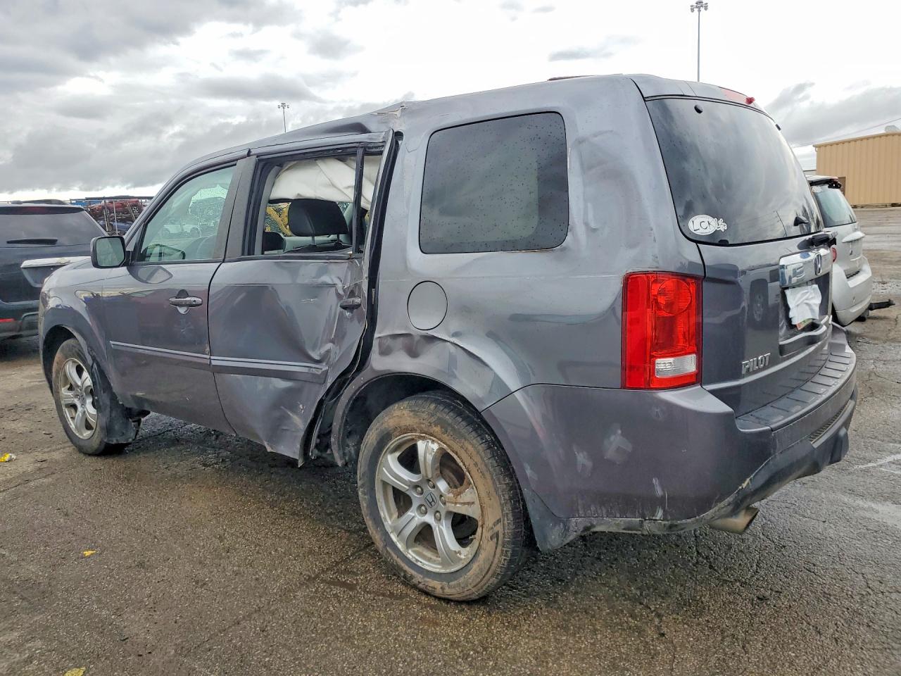 2015 HONDA PILOT EXL photo 3