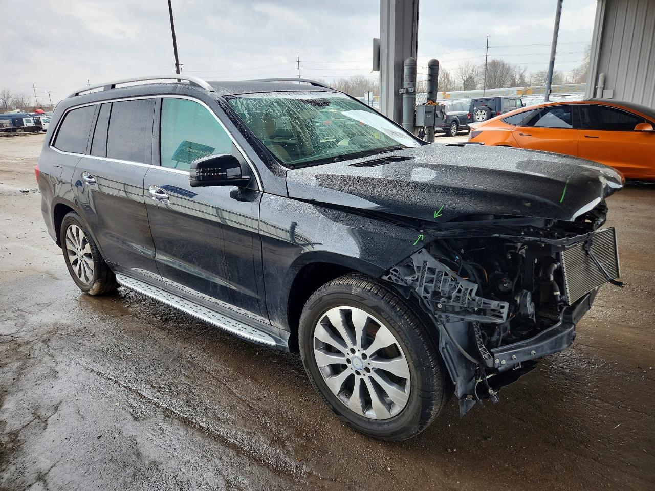 2017 MERCEDES-BENZ GLS 450 4MATIC photo 4