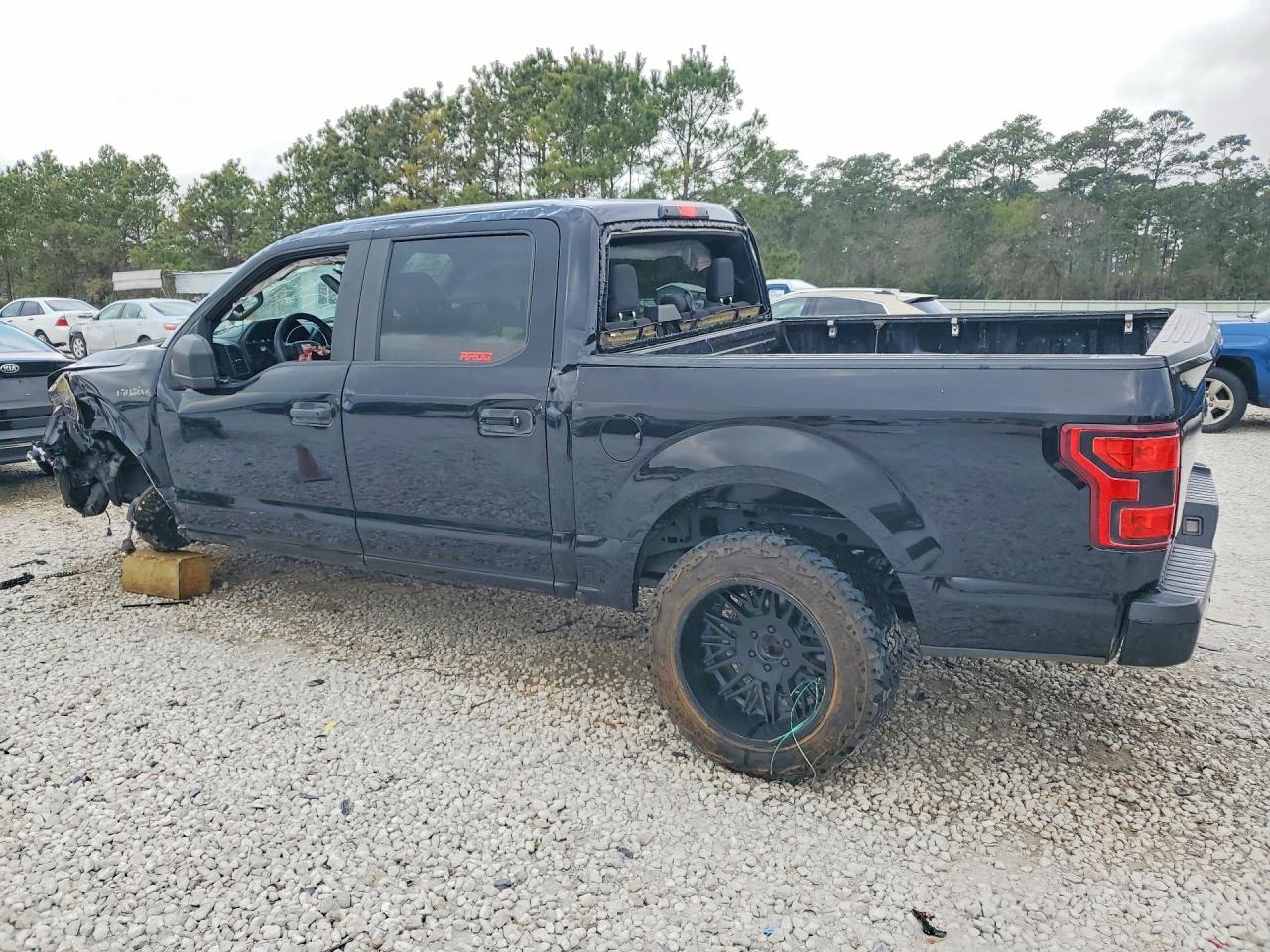 2019 FORD F150 SUPERCREW photo 2