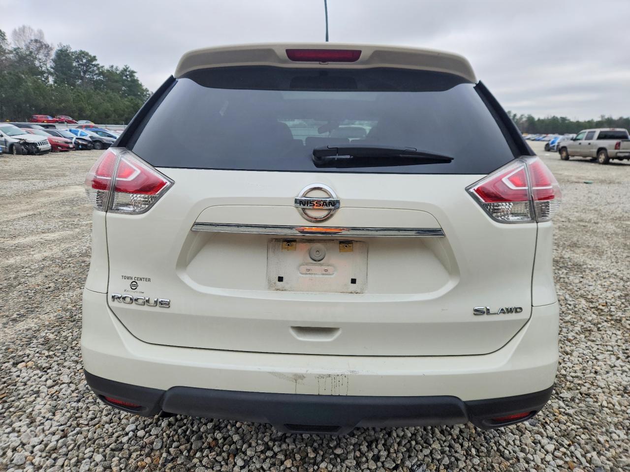 2016 NISSAN ROGUE SL photo 11