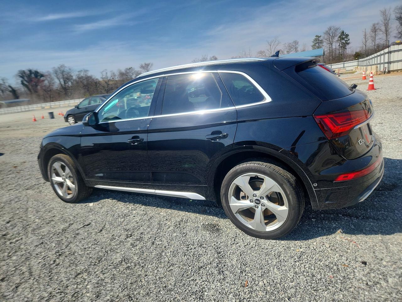 2021 AUDI Q5 PRESTIGE photo 3
