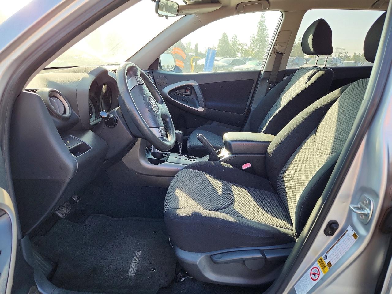 2007 TOYOTA RAV4 SPORT photo 19