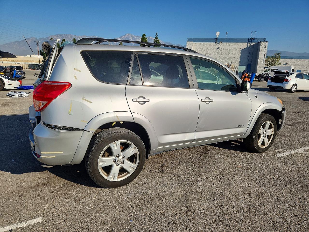 2007 TOYOTA RAV4 SPORT photo 7
