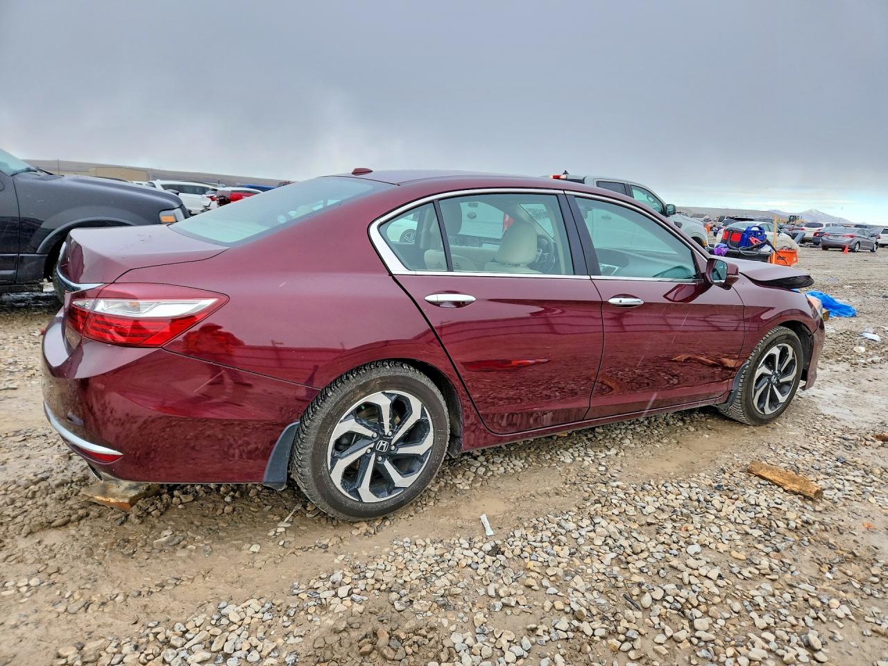 2016 HONDA ACCORD EX photo 5
