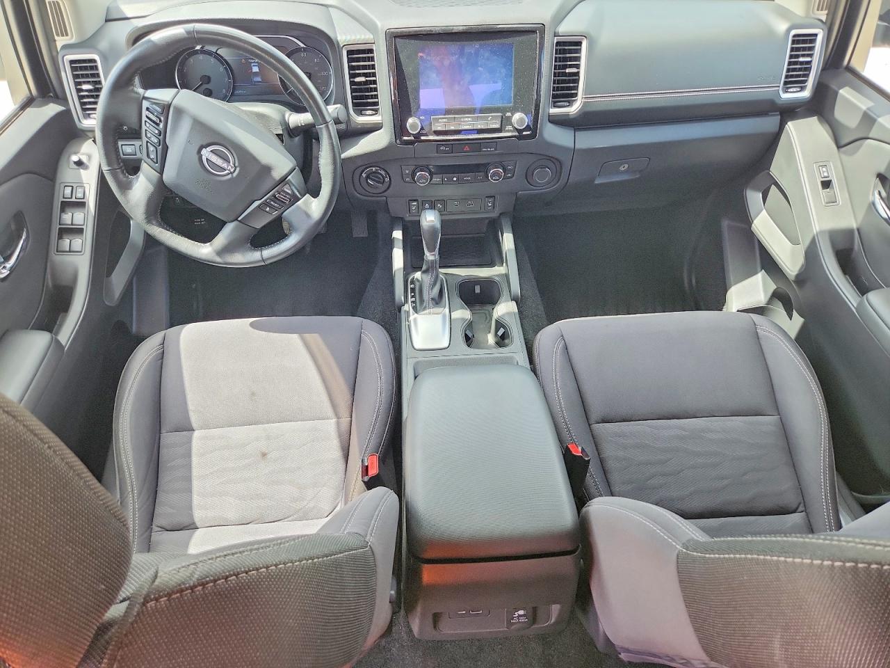 2024 NISSAN FRONTIER SV photo 15