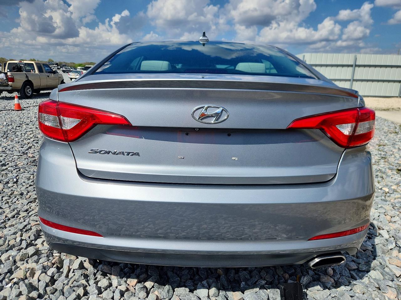 2016 HYUNDAI SONATA SE photo 11