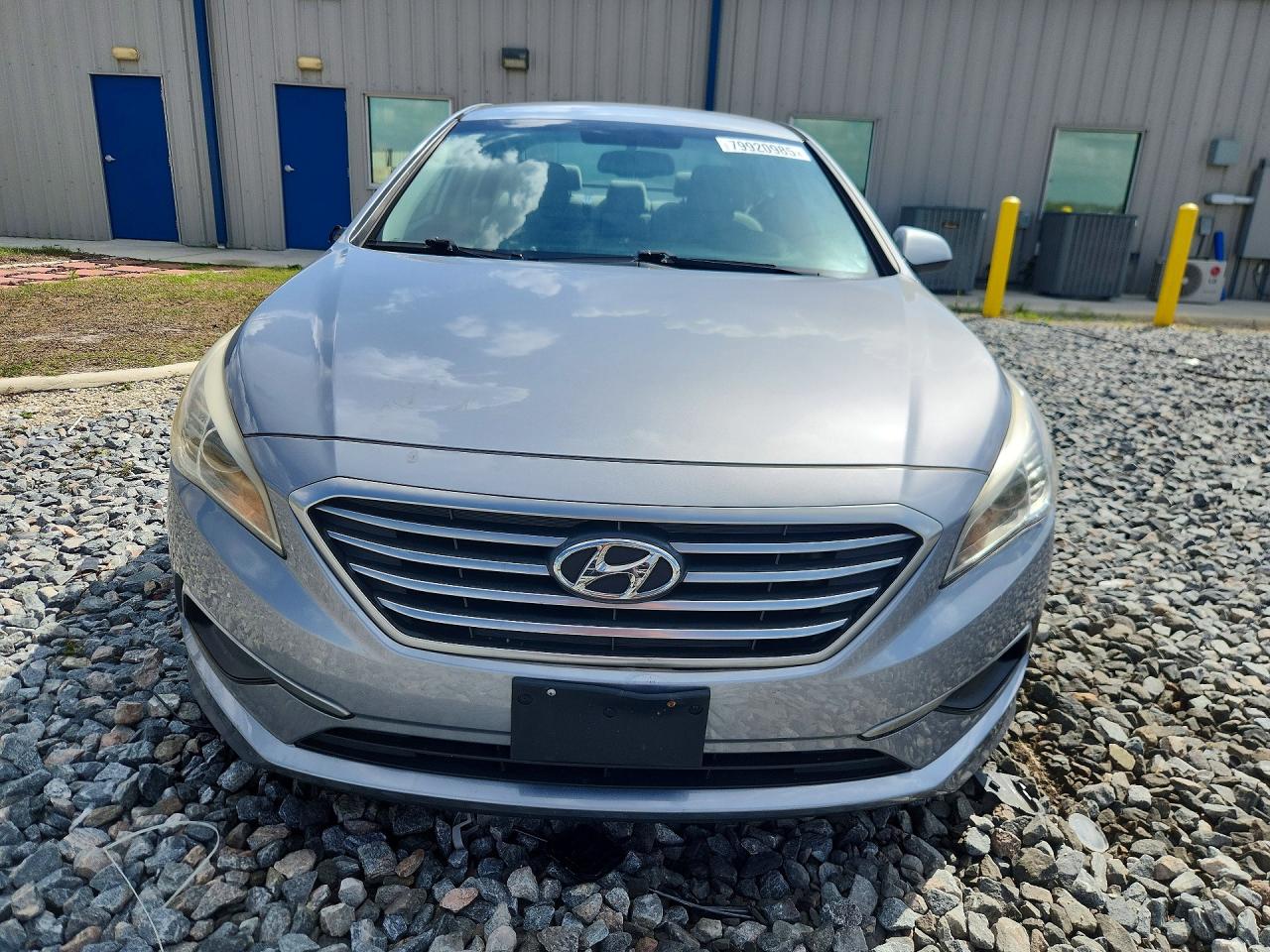2016 HYUNDAI SONATA SE photo 9