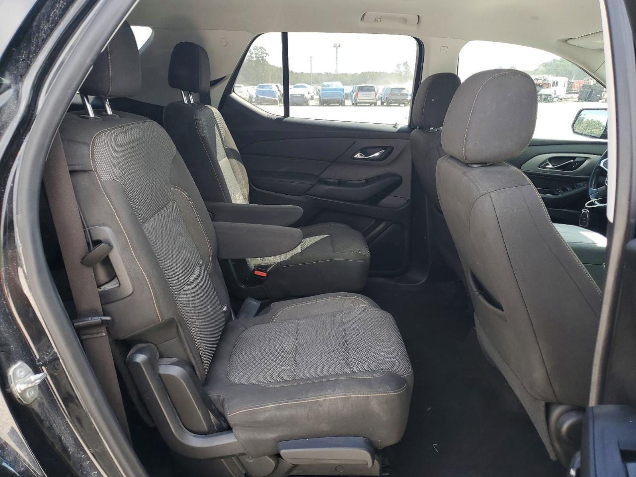 2019 CHEVROLET TRAVERSE LT photo 11