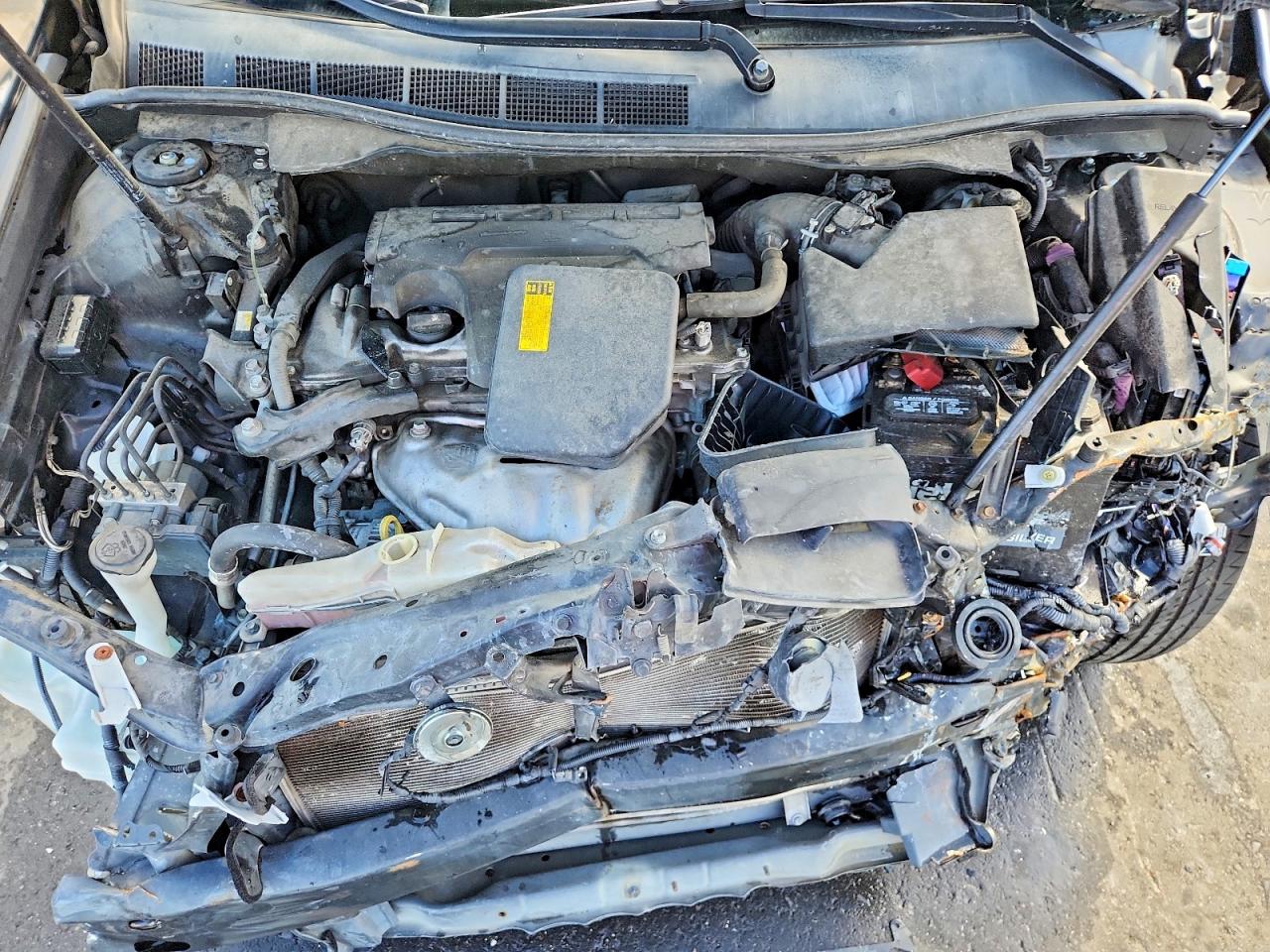 2013 TOYOTA CAMRY SE photo 31