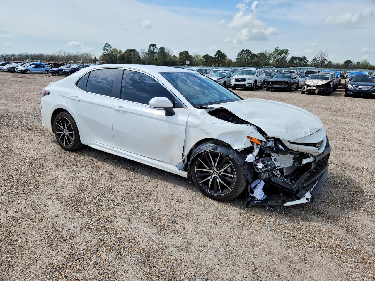 2023 TOYOTA CAMRY SE photo 7