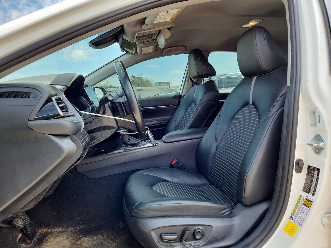 2023 TOYOTA CAMRY SE photo 13