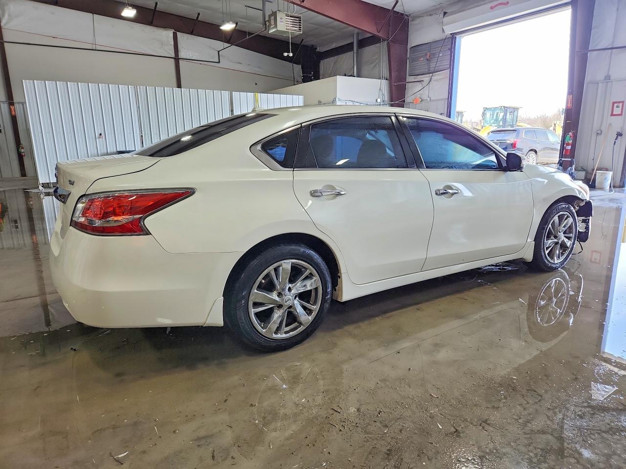 2015 NISSAN ALTIMA 2.5 SV photo 3