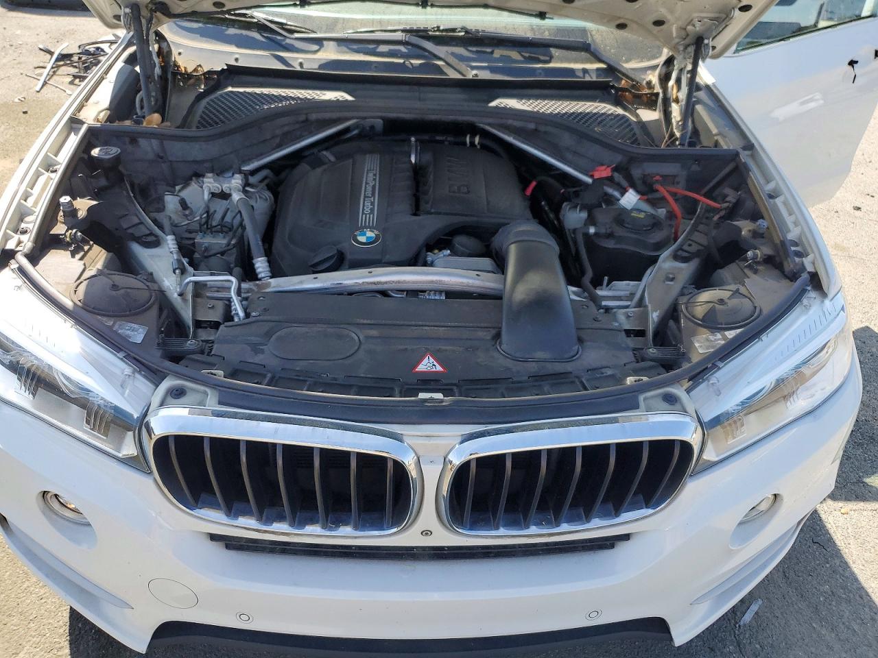 2015 BMW X5 SDRIVE35I photo 23