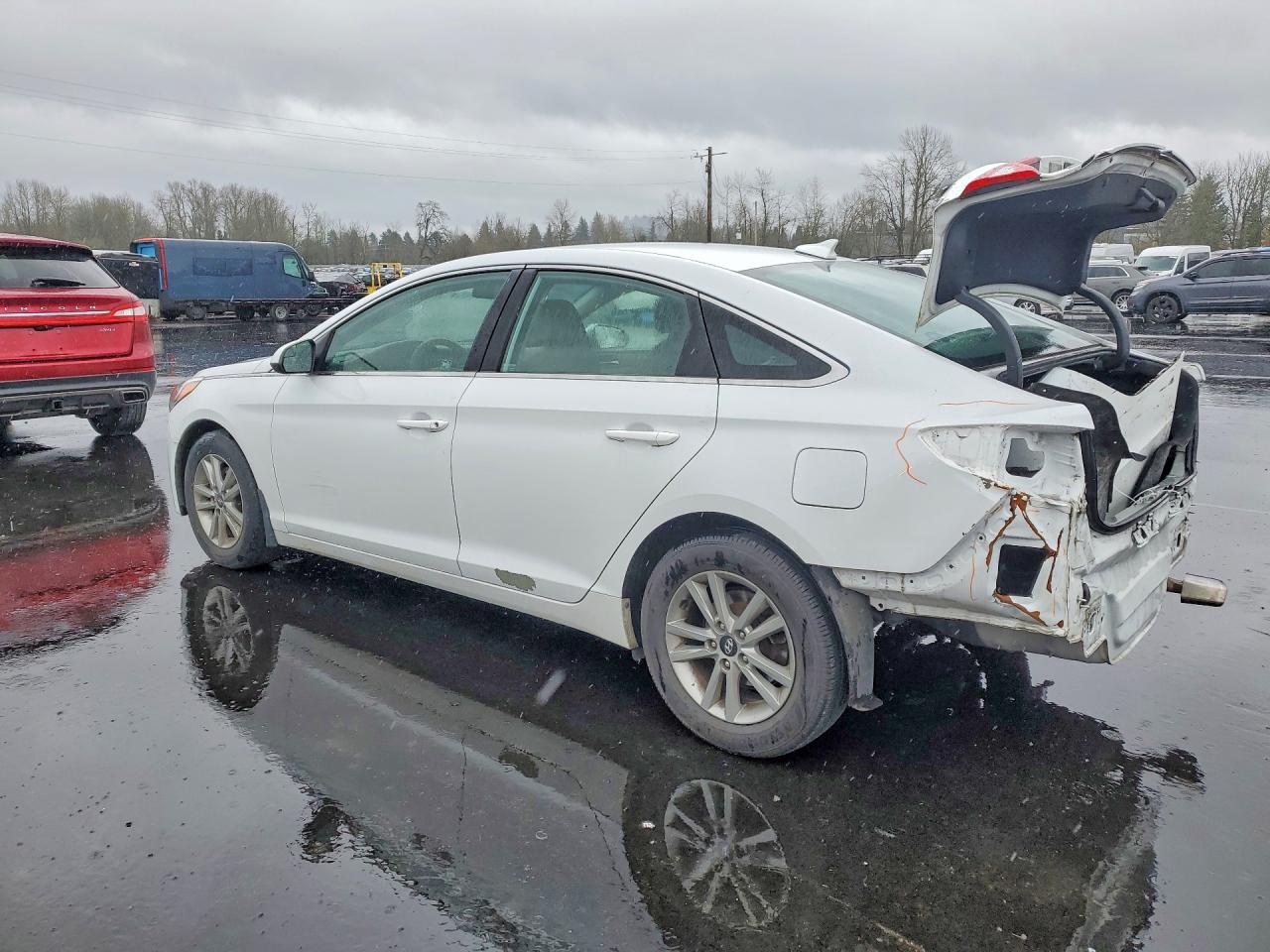 2015 HYUNDAI SONATA SE photo 2