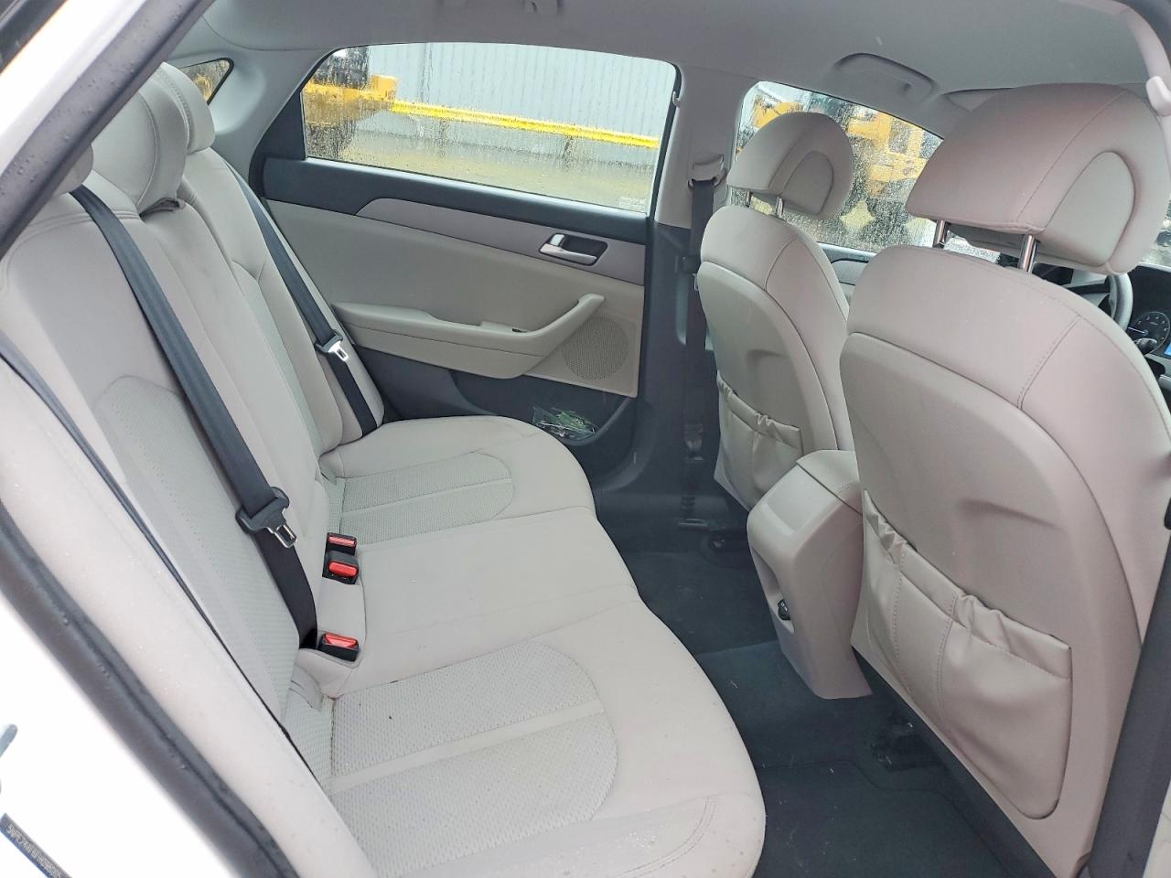 2015 HYUNDAI SONATA SE photo 10
