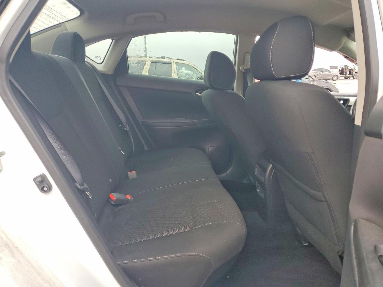 2019 NISSAN SENTRA S photo 10