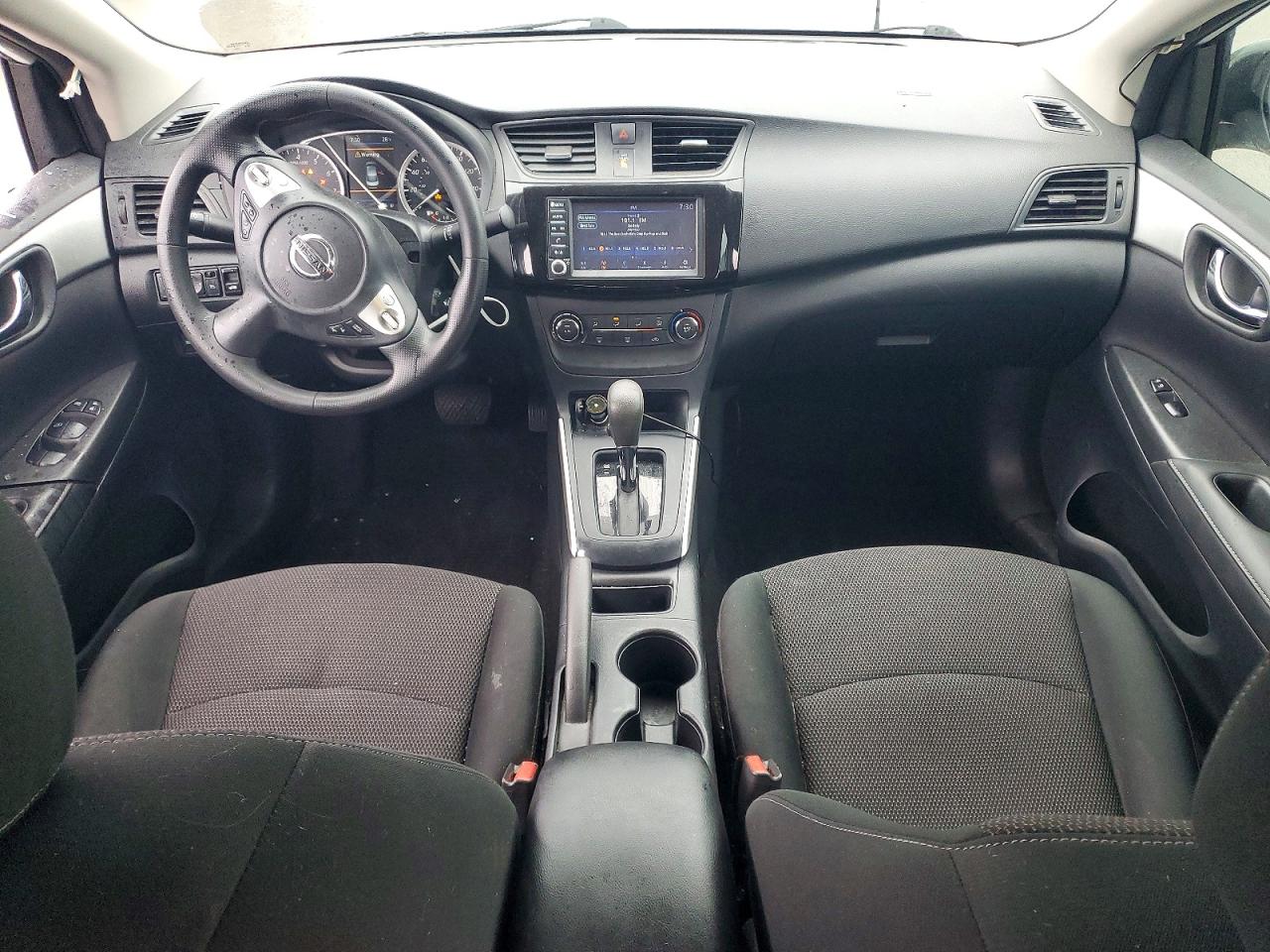 2019 NISSAN SENTRA S photo 8