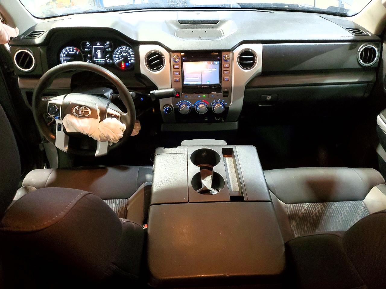 2018 TOYOTA TUNDRA SR5 photo 15