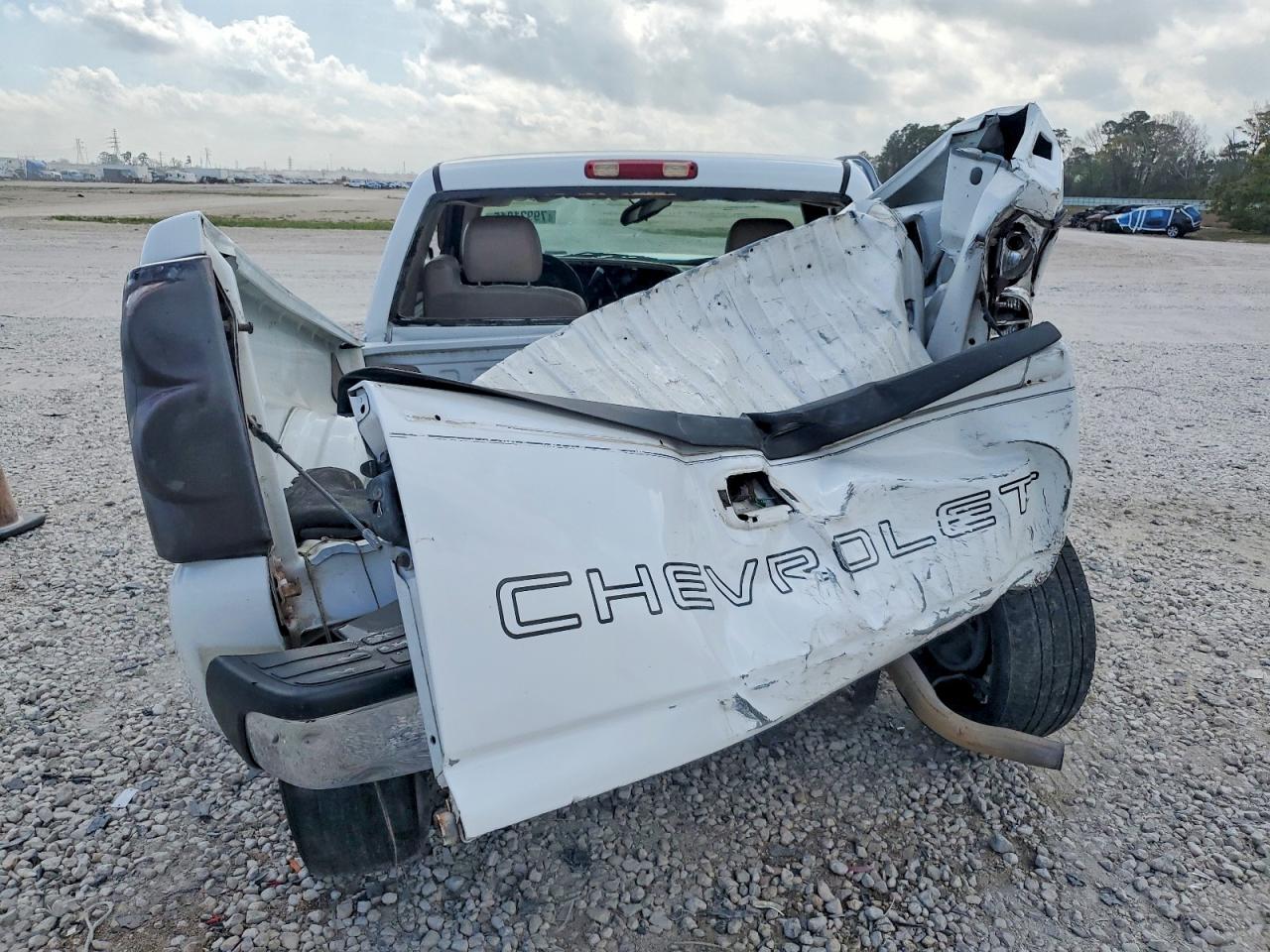 2005 CHEVROLET SILVERADO C1500 photo 10
