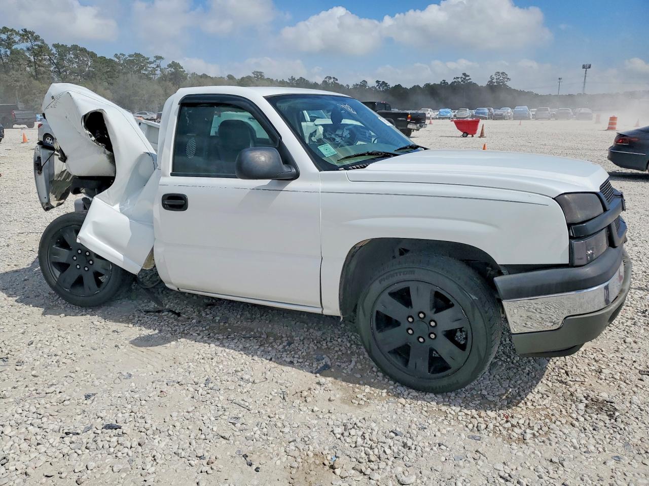 2005 CHEVROLET SILVERADO C1500 photo 4