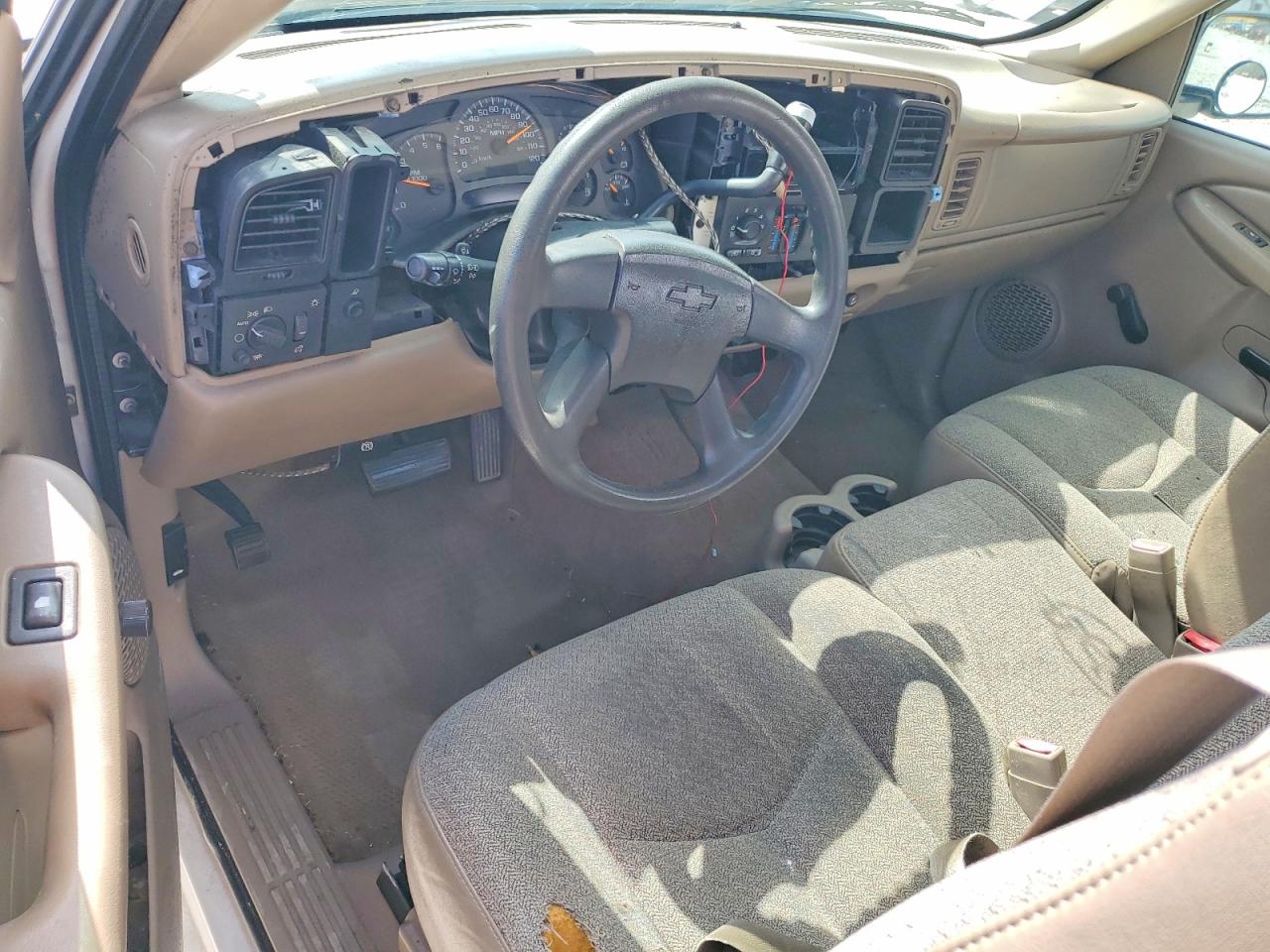 2005 CHEVROLET SILVERADO C1500 photo 8
