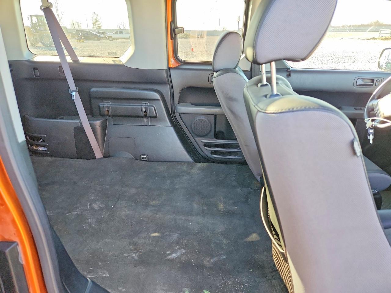 2006 HONDA ELEMENT EX photo 21