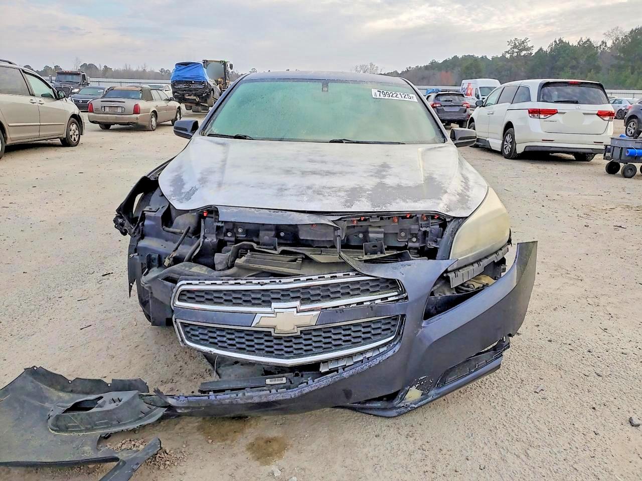 2013 CHEVROLET MALIBU LS photo 5