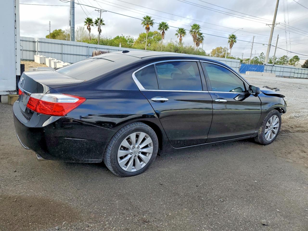 2015 HONDA ACCORD EXL photo 3