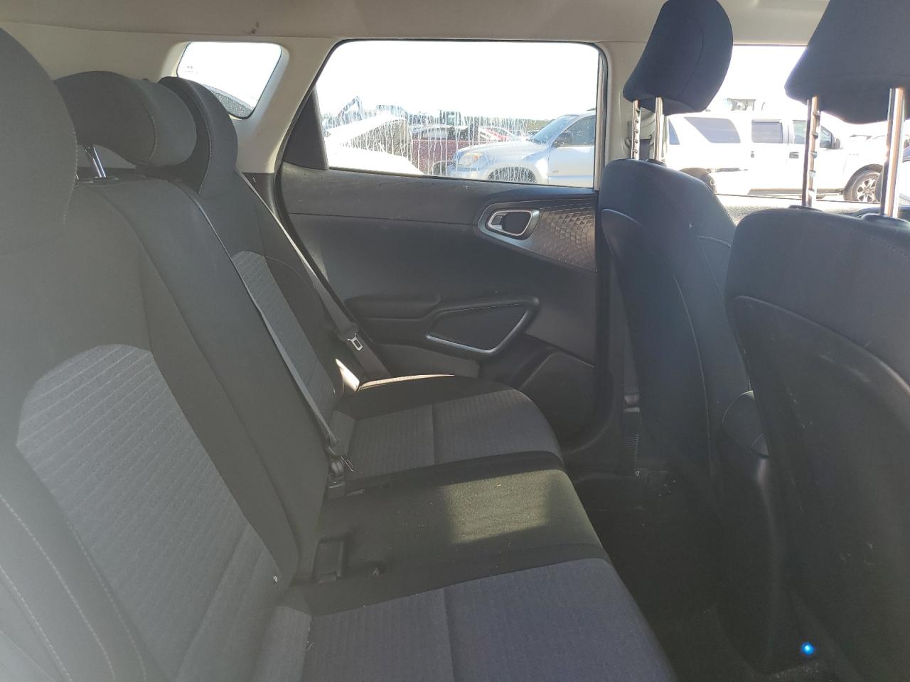 2020 KIA SOUL S photo 28