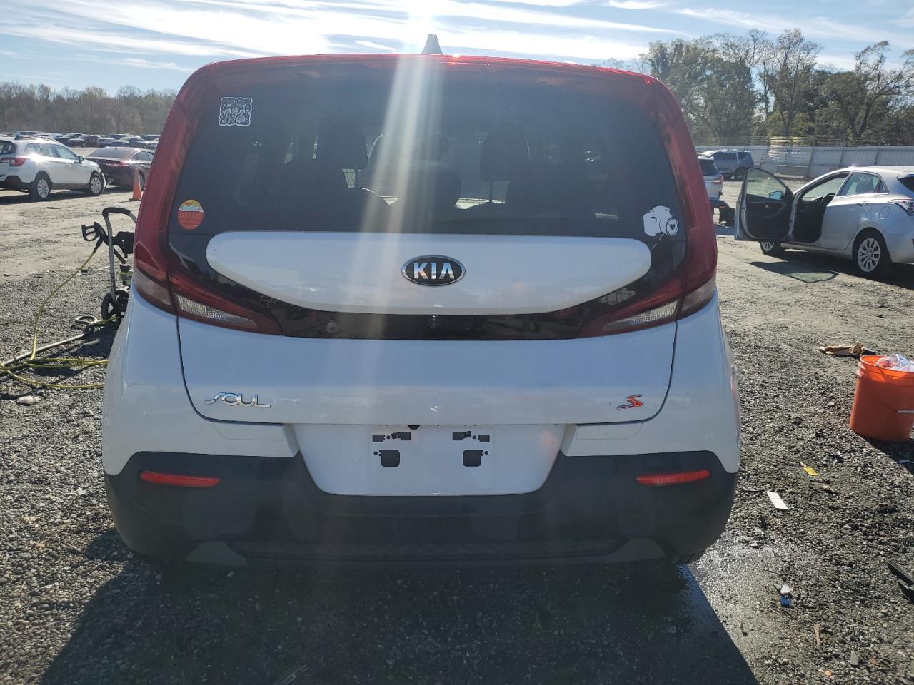 2020 KIA SOUL S photo 16