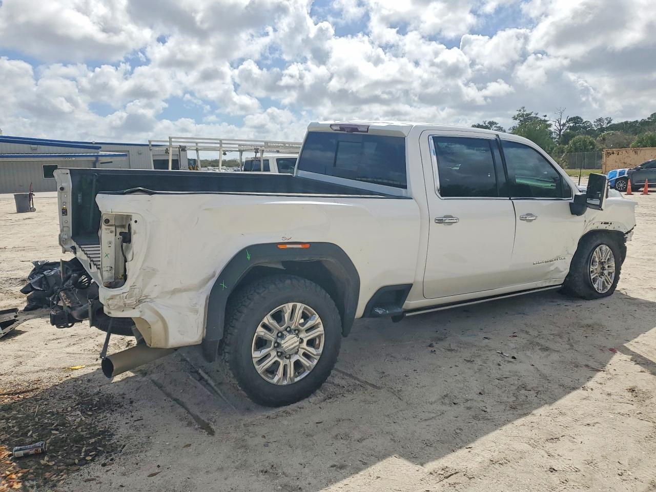 2021 GMC SIERRA K3500 DENALI photo 5