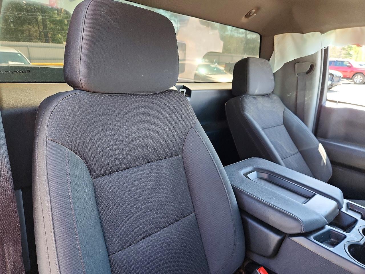 2025 CHEVROLET SILVERADO K1500 photo 19
