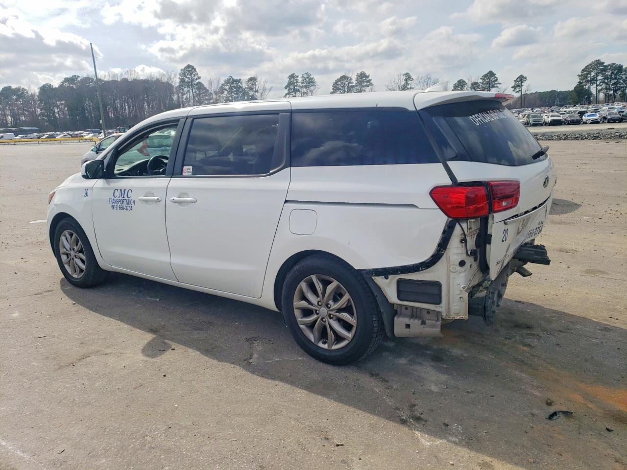 2020 KIA SEDONA LX photo 3