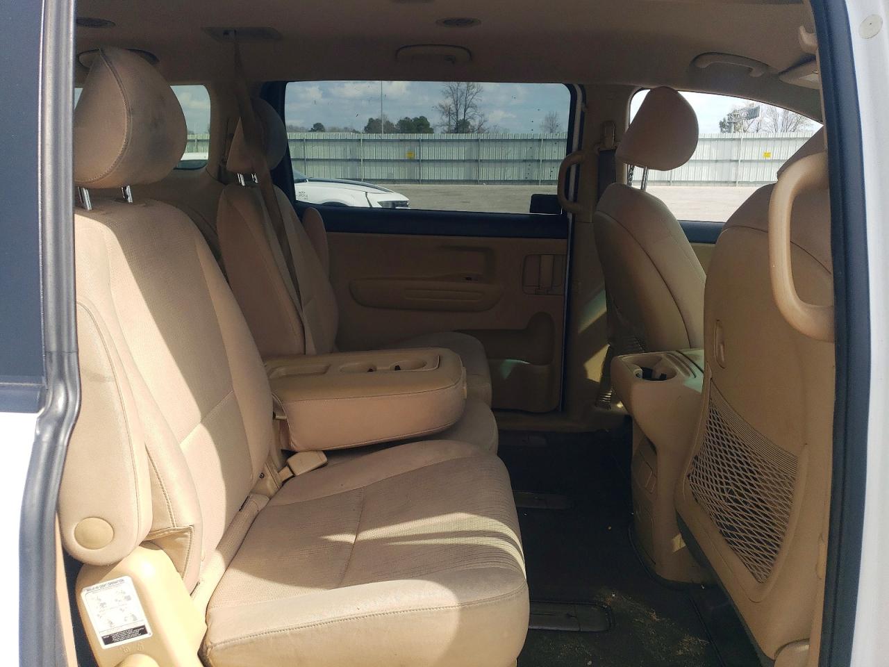 2020 KIA SEDONA LX photo 21