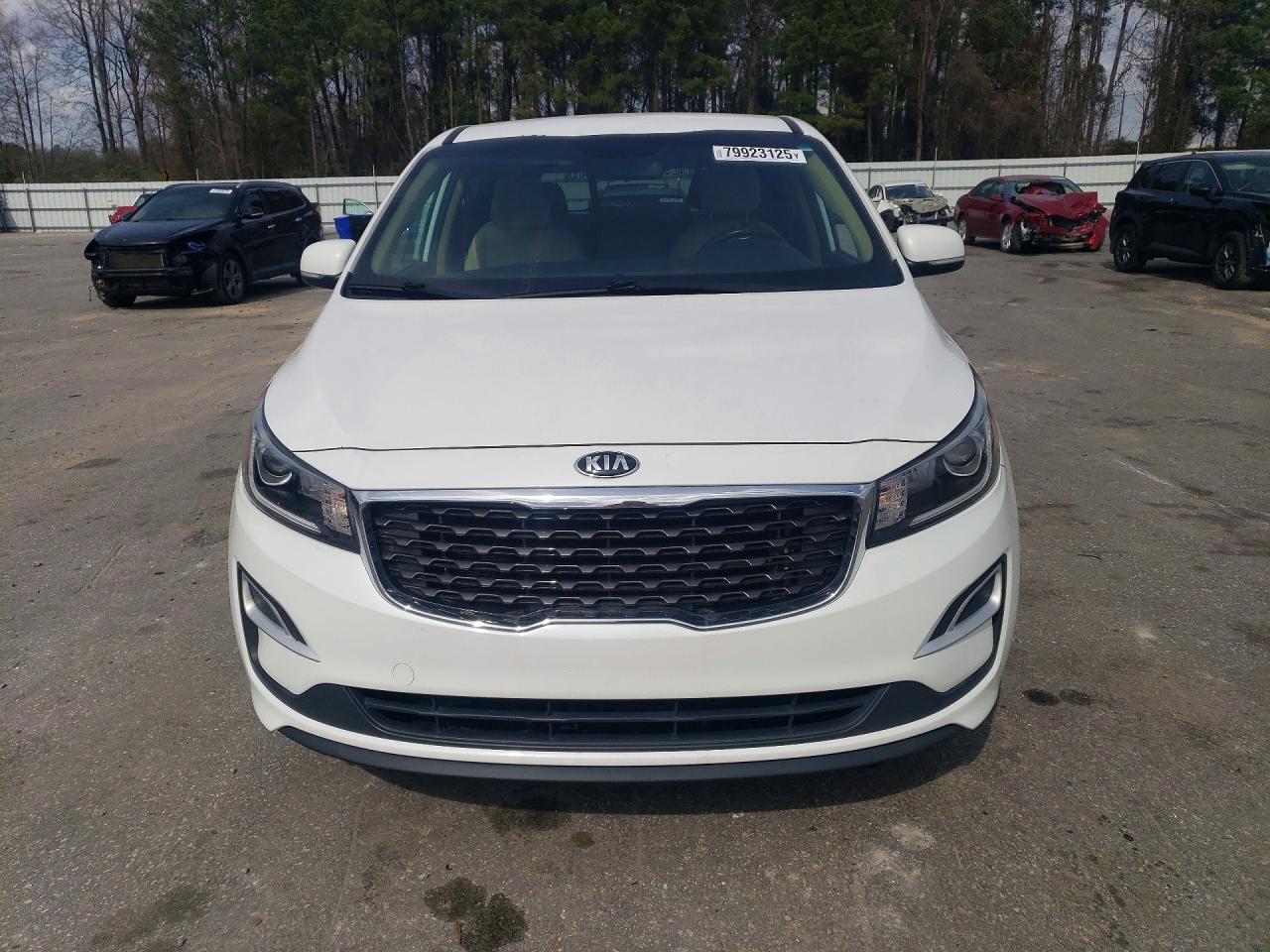 2020 KIA SEDONA LX photo 9