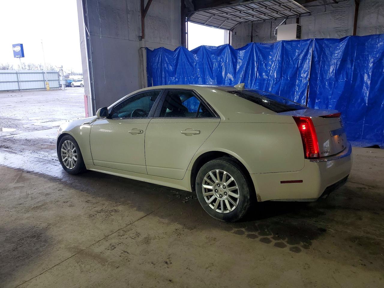 2011 CADILLAC CTS photo 3